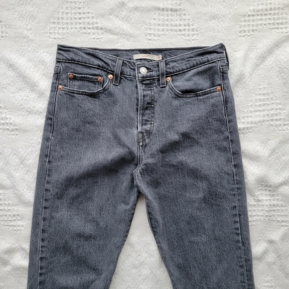Levi's Wedgie Knee High Waisted Cotton Denim Jeans- Washed Black - Picture 3 of 9
